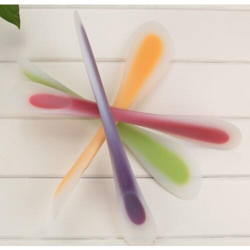 Free Shipping High Quality Double Side Silicone Butter Icing Scraper Cake Fondant Fecoration Baking Tool(1PCS,Randomly Color)