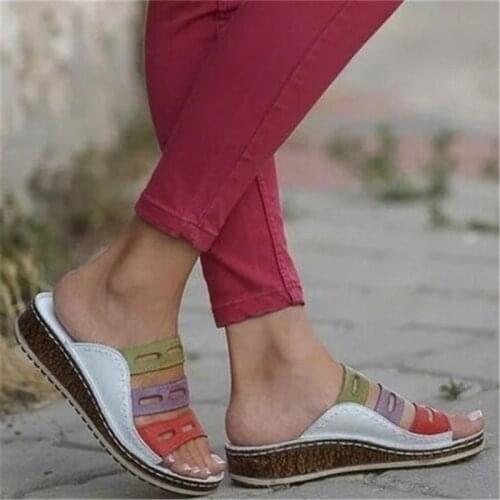 Womens Slippers 2020 Fashion Platform Wedges Slides Female Casual Hollow Out Slippers Mid Colors Beach Slides Ladies Footwear