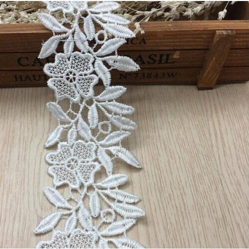 Hot New 2 Meters White Embroidered Lace Trim Sewing/Garment Accessories Lace Fabric 6.4cm Width