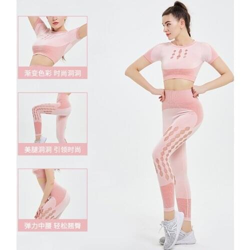 Comfortable With Women Sports Wicking Breathable Slimming And Shaping Yoga Sexy Style Track Field Clothes 2 Pieces 2021 Model