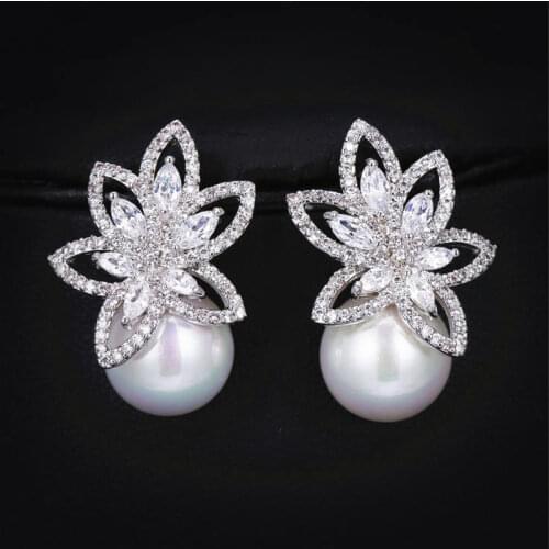 Fashion Imitation Pearl Wedding Jewelry Elegant Zircnia Crystals Stud Earrings For Women Patry Dress Accessories CE1858