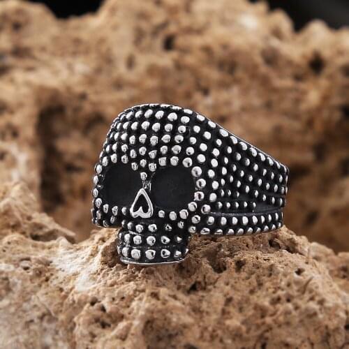 Gothic Black Stainless Steel Bump Skull Ring Men Women Ppunk Hip Hop Skull Biker Mens Ring Jewelry Halloween Gift
