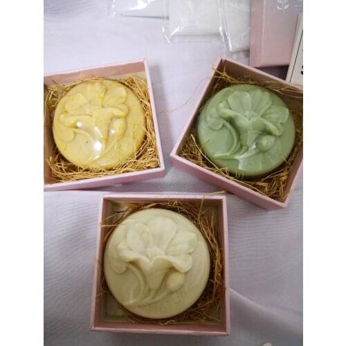 Natural Organic Herbal Fresh Deep Clean Cold handmade Soap Chamomile Mint Calendula Soap Remove Acne Moisturizing & Nourish Skin