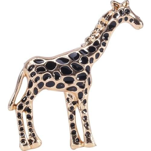 Manufacturers selling fashion alloy drip giraffe brooch suit cardigan pins animal corsage, clothing accessories