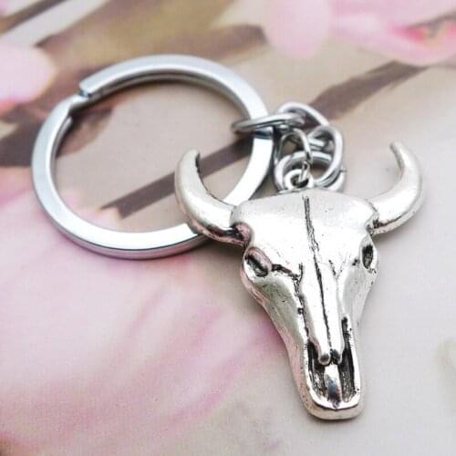New Alloy Personality Car Waist Bag Gift Bull Head Key Chain Pendant Jewelry Accessories