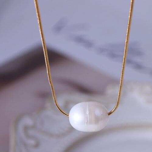 Women gold plated chain necklace with nutural baroque oval pearl pendant slideable
