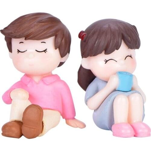 2pcs Sweet Couple Model Miniature Figurine Landscape Wedding Figurine Desktop Ornament Home Decor Wedding Gift Garden Decor