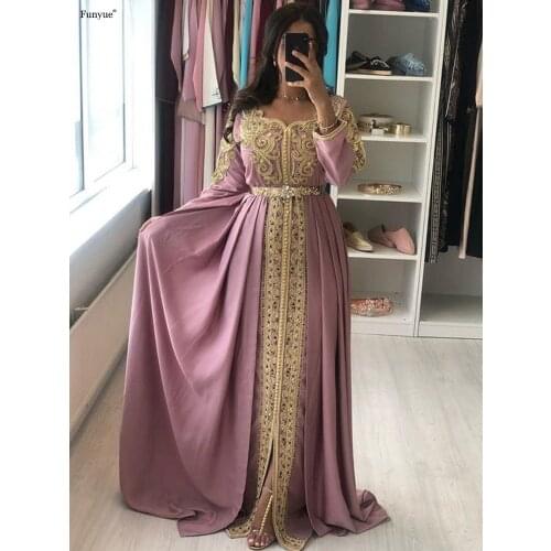 Charming Pink Moroccan Kaftan Formal Evening Dresses 2021 New Arrival Gold Lace Appliques Arabic Muslim Special Occasion Dresses