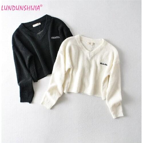 LUNDUNSHIJIA 2021 Spring Autumn Women Wool Loop Velvet Knitting Sweaters Ladies Fashion Loose Short Style V-neck Sweaters
