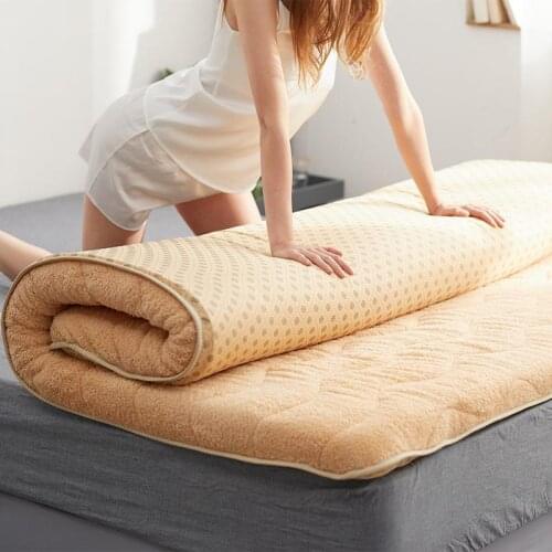 De Cama Materasso Matratze Coprimaterasso Mattresses Matratzenauflage Colchones Bed Kasur Colchon Matras Matelas Mattress Topper