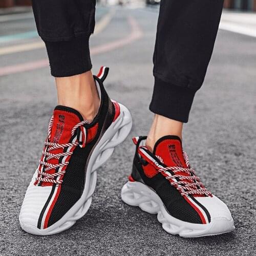 Light Weight Running Shoes Men Chunky Sneakers Man Breathable Sport Shoes Thick Soles Male For Jogging Mens Trainers Scarpe Uomo