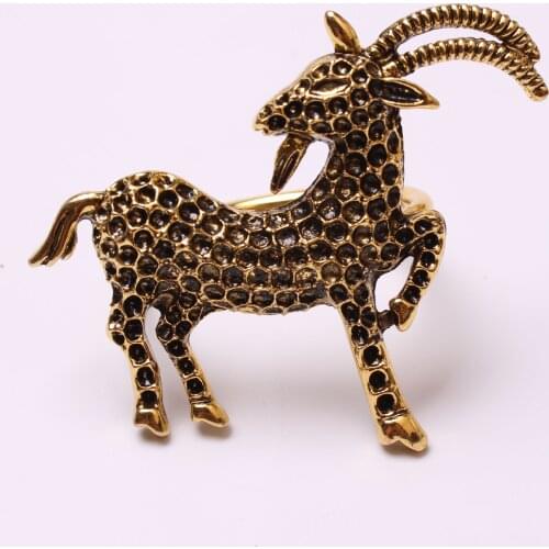 30pcs Hotel supplies ancient gold plated sheep napkin buckle napkin ring napkin ring paper napkin ring ancientˈān(t)SHənt ancien