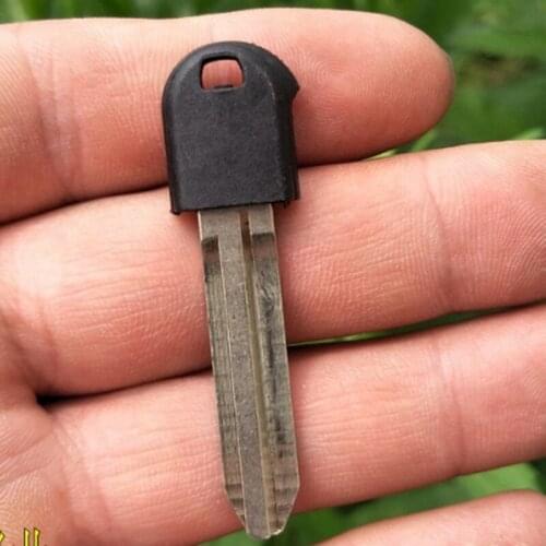 DAKATU Replacement Remote Emergency Key Insert Blade for Toyota Prius 2004-2009 Smart Remote key blade