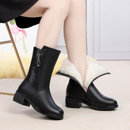 Krasovki Wool Women Snow Boots Warm Genuine Leather Leisure Fashion Fur Warm Shoes Plush Boots Platform for Women Winter Boots