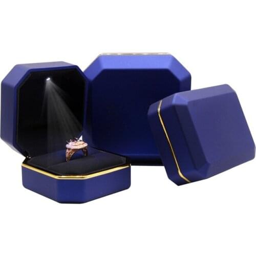 LED Lights Ring Jewelry Display Box with Gold Wire Wedding Diamond Ring HolderJewellery Organizer Storage Gift Case