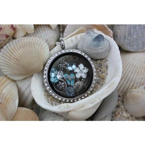 Vinnie Design Women's Medallions