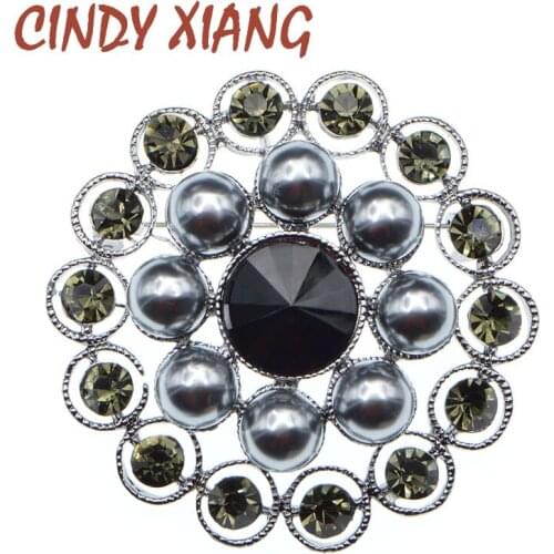CINDY XIANG Round Flower Pearl And Rhinestone Brooches For Women Shining Elegant Pin 2 Colors Available High Quality