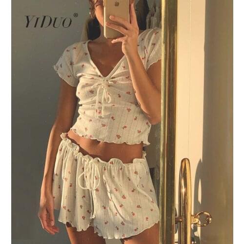 YiDuo Summer White Floral Print Home Wear Women Sweet Crop Top And Shorts 2 Piece Set 2020 Ladies Ruffles Casual Leisure Suits