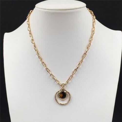 Bohemia Gold Color Plating Round Brown Acrylic Disc Circle Pendant Necklace For Women Casual Party Office Classic Jewelry Access