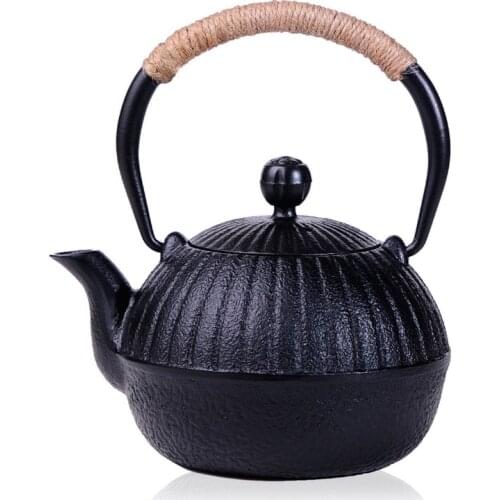 Cast iron pot tea teapot small pumpkin southern Japan iron pot uncoated iron teapot teapot 550ML