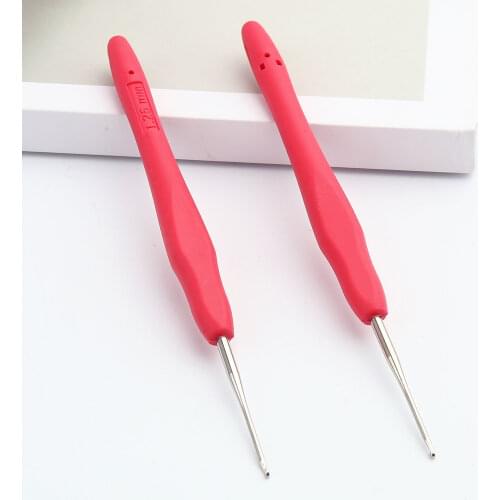 5pcs/Set Aluminum & Plastic Crochet Hooks Needles 1.25mm Hot Pink Kit Knitting Craft Case Crochet Weaving Sewing Tool 13cm long