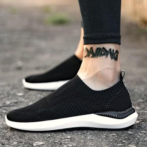 Fashion s white trainers black slip sneaker Male Light summer casual mens causal 39 sapato spring Men breathable Shoes zapatos