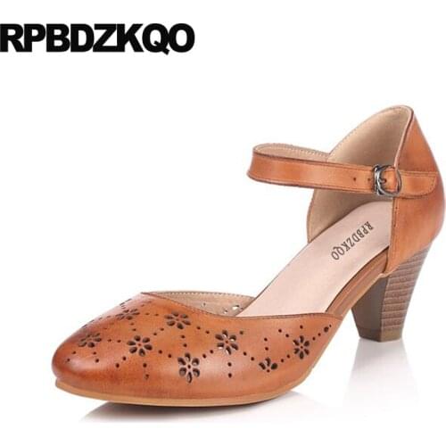 Retro Classic Pumps 4 34 Small Size Brogue 5cm 2 Inch Chunky Shoes Ankle Strap Low Heels Brown Women 2021 Round Toe Retro