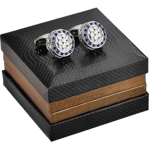 [new] inlaid Rhinestone Cufflinks symbolize a beautiful month, a new style, a well made gift box