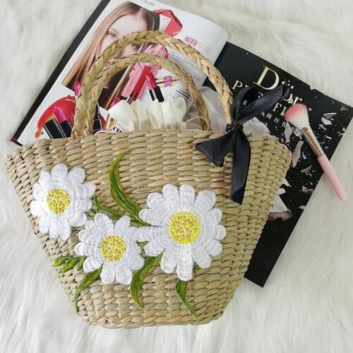 High Quality Women Straw Bag Bohemian Bali Rattan Beach Handbag Embroidery Flower Handmade Kintted Shoulder Bags INS Popular