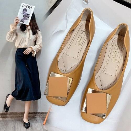 2021 Spring and Autumn Womens Flat Shoes Fashionable and Comfortable Metal Decoration Girls Slip-on Casual Shoes Casual Loafers