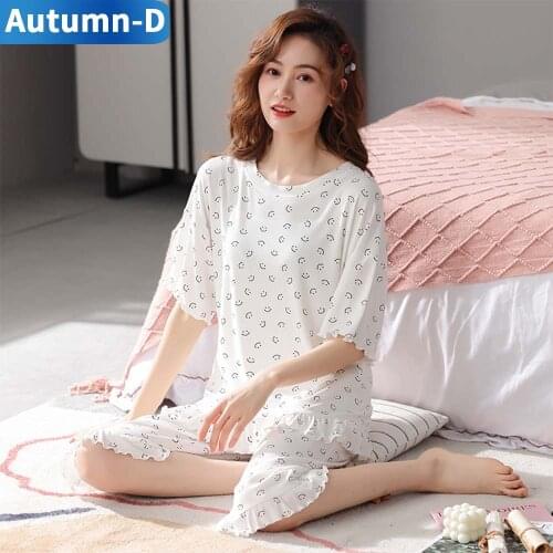 Woman Pajamas Suit Smiley Face Pattern Modal Loose Comfortable Round Neck Half Sleeve Calf-Length Trousers Simple Sleepwear