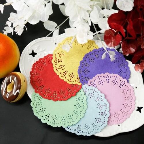 100pcs 5.5" Lace Paper Doilies Round Paper Mat Cake Cookie Snack Placemat Doily Wedding Birthday Party Doyleys Table Decoration