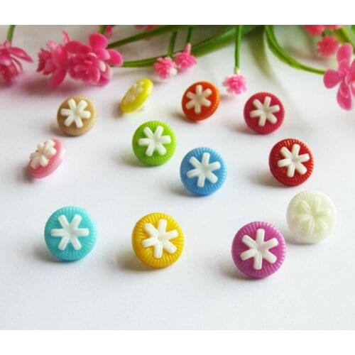 50PCS/pack 14mm mixed color plastic cartoons buttons DIY Garment Decorative Clothing Accessories