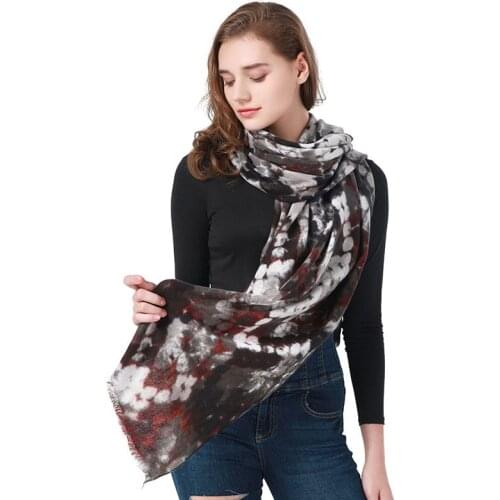 2021 Autumn Scarf Women Cashmere Warm Bandana Flower Printed Winter Shawl Long Girls Foulard Luxury Neck Wrap