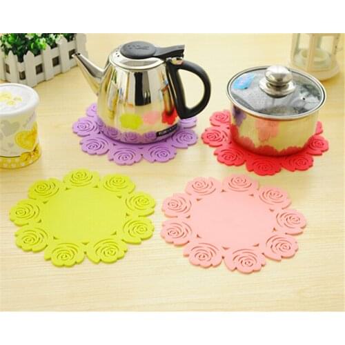 Silicone Table Mat Durable Rose Hollow Design Round Non-Slip Heat Resistant Mat Coaster Cushion Placemat 4N1354