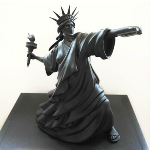 Throw Torch Statue of Liberty Home Decoration Accessories Modern Office Desk Surface Panel Ornaments Antique Home Decor