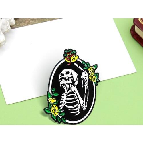 Punk Death Skeleton Photo Frame Enamel pins Skull Knife Black oval Brooches Halloween Badges Gifts for Friends Jewelry wholesale
