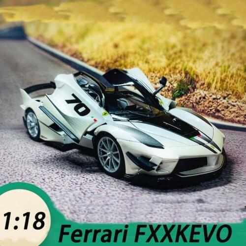 1/18 Ferrari FXXK FXX K EVO Bburago 16012 Diecast Model Car Toys Boys Girls Gifts Limited edition car Model