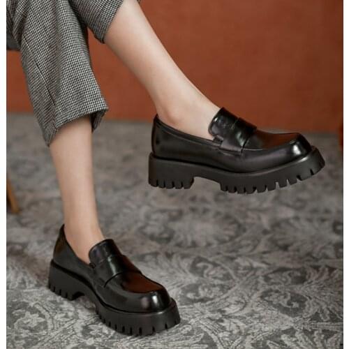 2021 new Spring/autumn Waterproof Platform Women Shoes slip-on Casual Flats Genuine Leather Women loafers