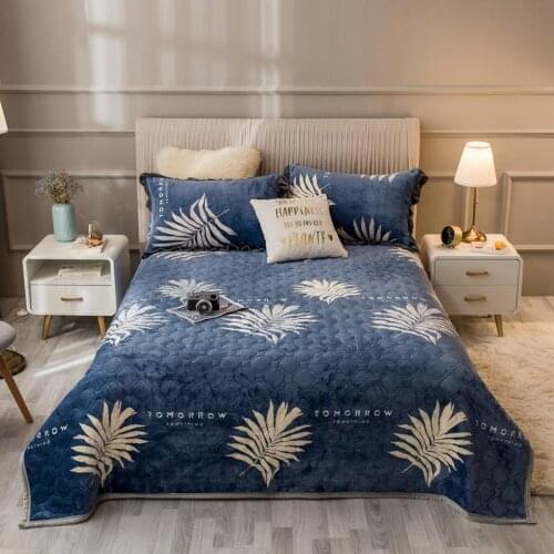 Fruit Pattern Thick Winter Bed Quilt or Cover Blanket for Home Hand-Stitched Fashion Printed Blanket for Family