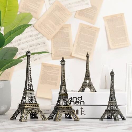 Eiffel Tower Model Romantic Paris Creative Iron Ornaments Antiques Bronze Tone Curio Figurine Statue Photography Prop Craft Gift