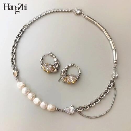 HangZhi 2021 New Metal Rhinestone Natural Freshwater Pearl Splicing Clavicle Necklace Geometric for Women Girls Party Jewelry