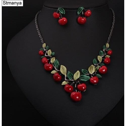 Hot Women Fashion Cute Retro Fashion Retro Jewelry Cherry Necklace Set Best Gift jewelry N1111
