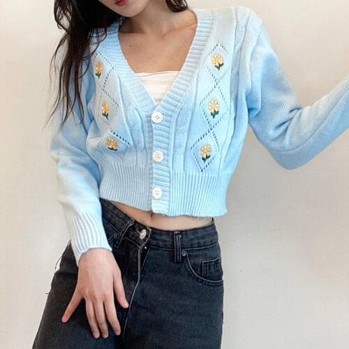 Green Floral Jacquard Knitted Crop Tops Women Short Cardigan 2021 Winter Short Sleeve V-neck Girly Sweety Cropped Sweaters