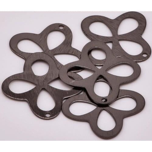 Brushed four-leaf clover pendant jewelry accessory DIY production