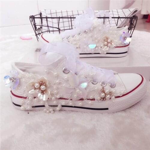 New DIY Floral Flat Casual Shoes Autumn Hand Sewn Rhinestone Pearls Lace Low-top Canvas Shoes for Women Hand-made Designer Shoes