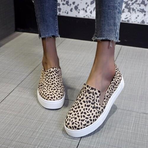 Women Shoes 2021 Comfort Leopard Flats Shoes Women Non Slip Casual Shoes Women Fashion Plus Size Platform Loafers Zapatos Mujer