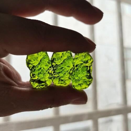 AAA+100% Green Moldavite Czech Meteorite Impact Glass Rough Stone Crystal Energy Stone 6-7g