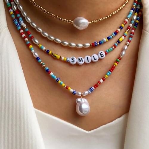 Bohemian Irregular Smile Beaded Pearl Necklace for Women Colorful Round Eye Beads Chain Choker Necklace Beach Vacation Jewelry