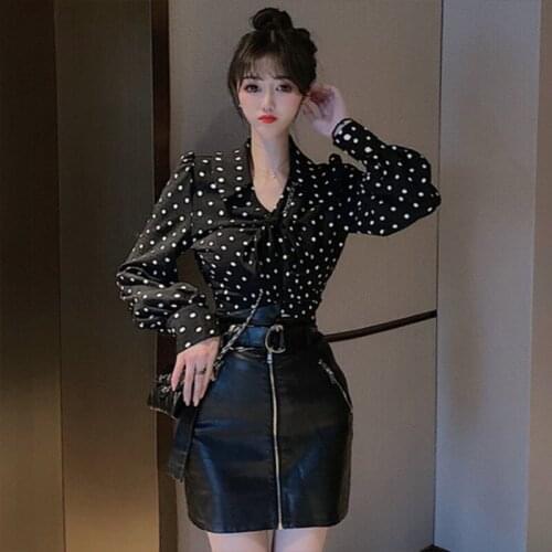 Design Sense Lace Bow Knot Polka Dot Shirt Spring New Womens Fashion Temperament Bubble Sleeve Short Top Trendy